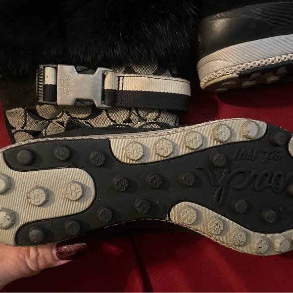 Women’s Coach Marriette logo canvas winter boots - Picture 7 of 13
